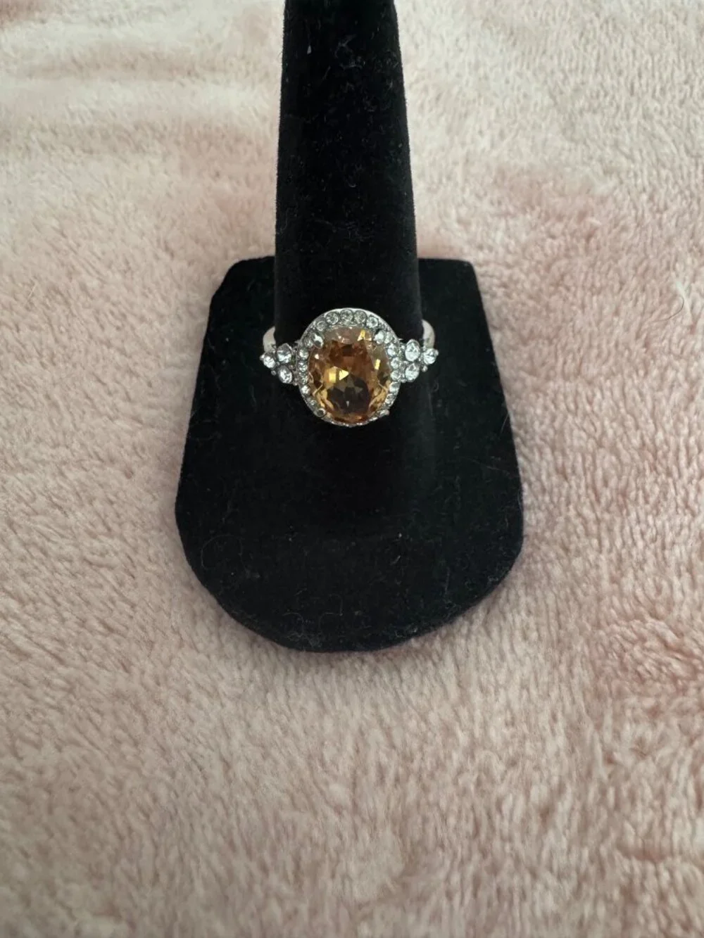 Stunning Citrine Colored Oval Glass Statement Ring Size 7
